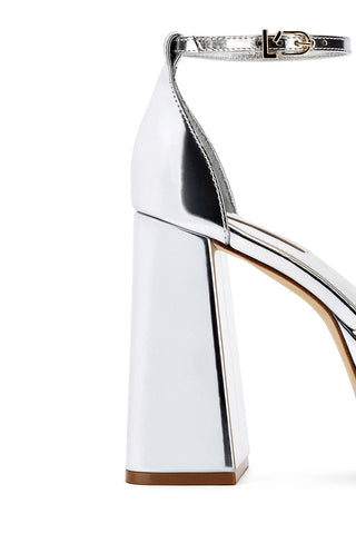 Ari Pump In Silver Specchio