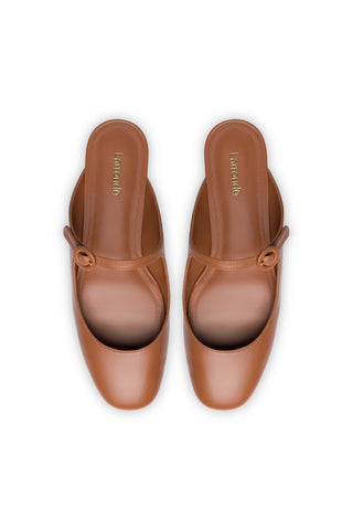 Blair Flat Mule In Caramel Leather