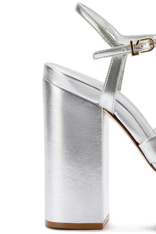 Vivienne Platform Sandal In Silver Metallic Leather