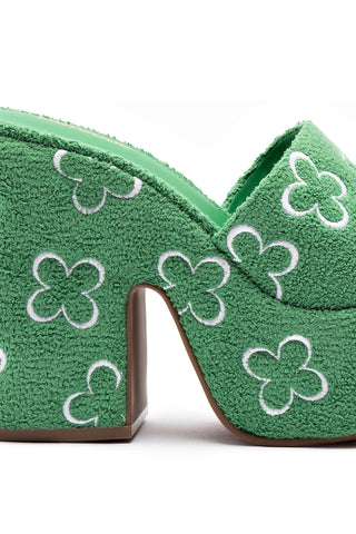 Margot Wedge In Evergreen Soft Towel