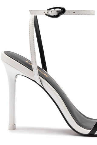 Vesper Sandal In White Leather