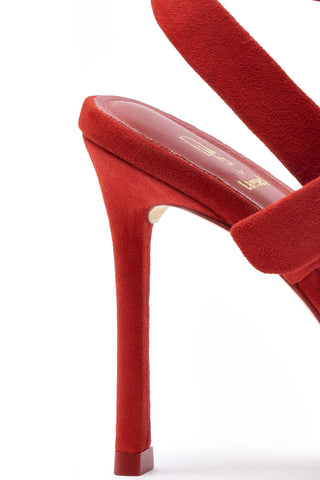 Deena By Larroudé Pump In Red Suede