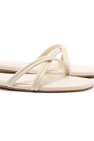 Annie Flat In Ivory Leather