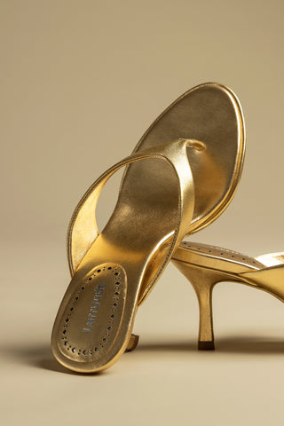 Gaia Sandal In Gold Metallic Leather